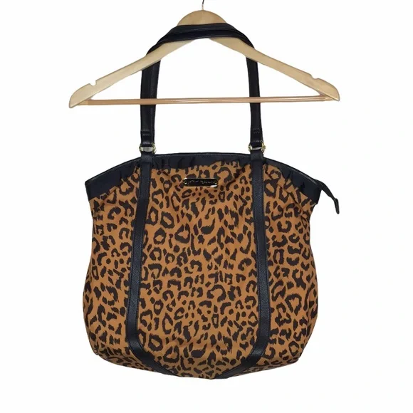 Betsey Johnson Leopard Print Large Zip Tote Bag - Picture 1 of 9